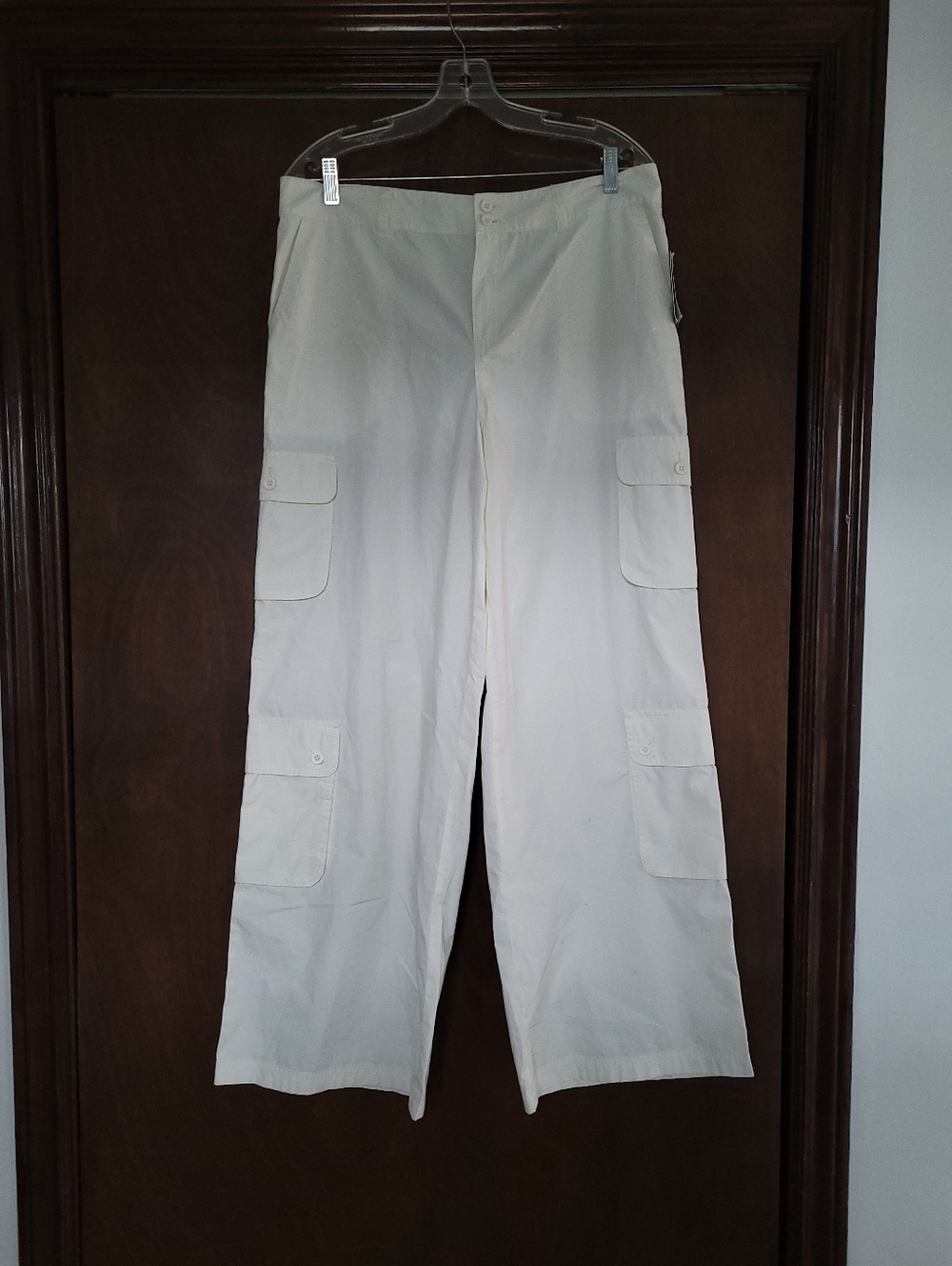 BP Cotton poplin, wide leg cargo pants.L